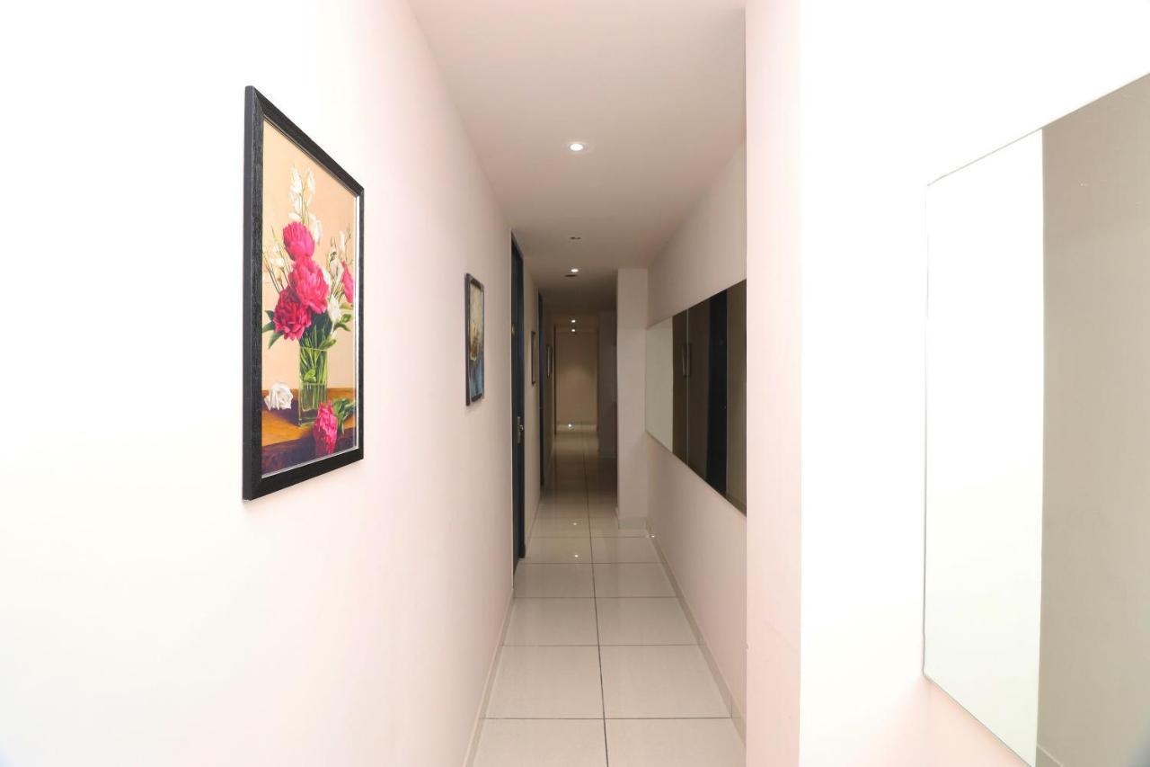 Oyo 26833 Cabana Meerut Ngoại thất bức ảnh