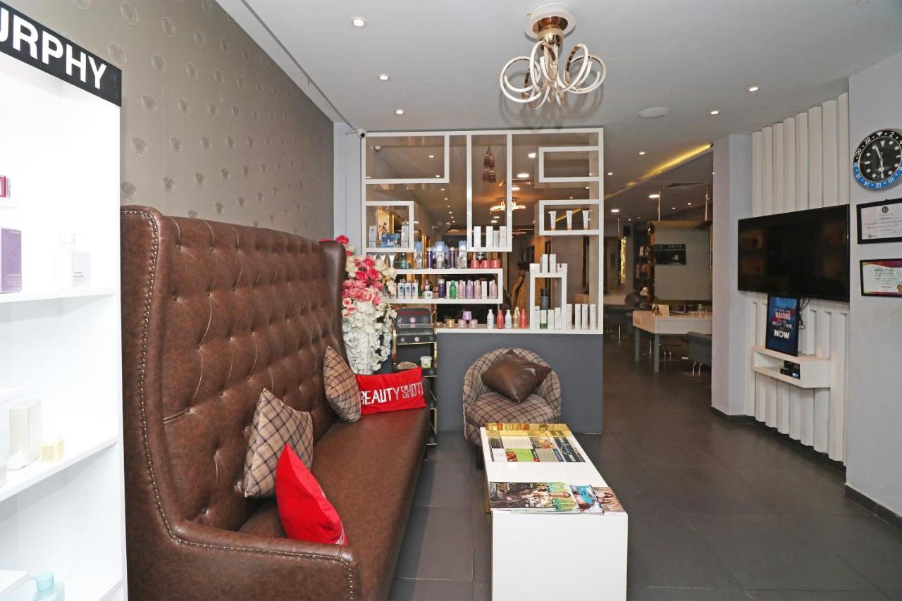 Oyo 26833 Cabana Meerut Ngoại thất bức ảnh