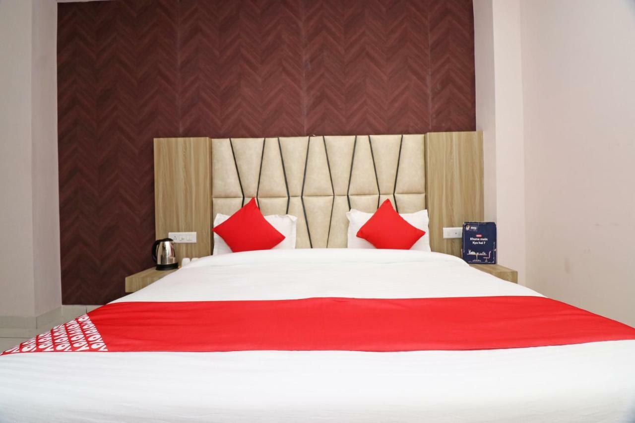Oyo 26833 Cabana Meerut Ngoại thất bức ảnh