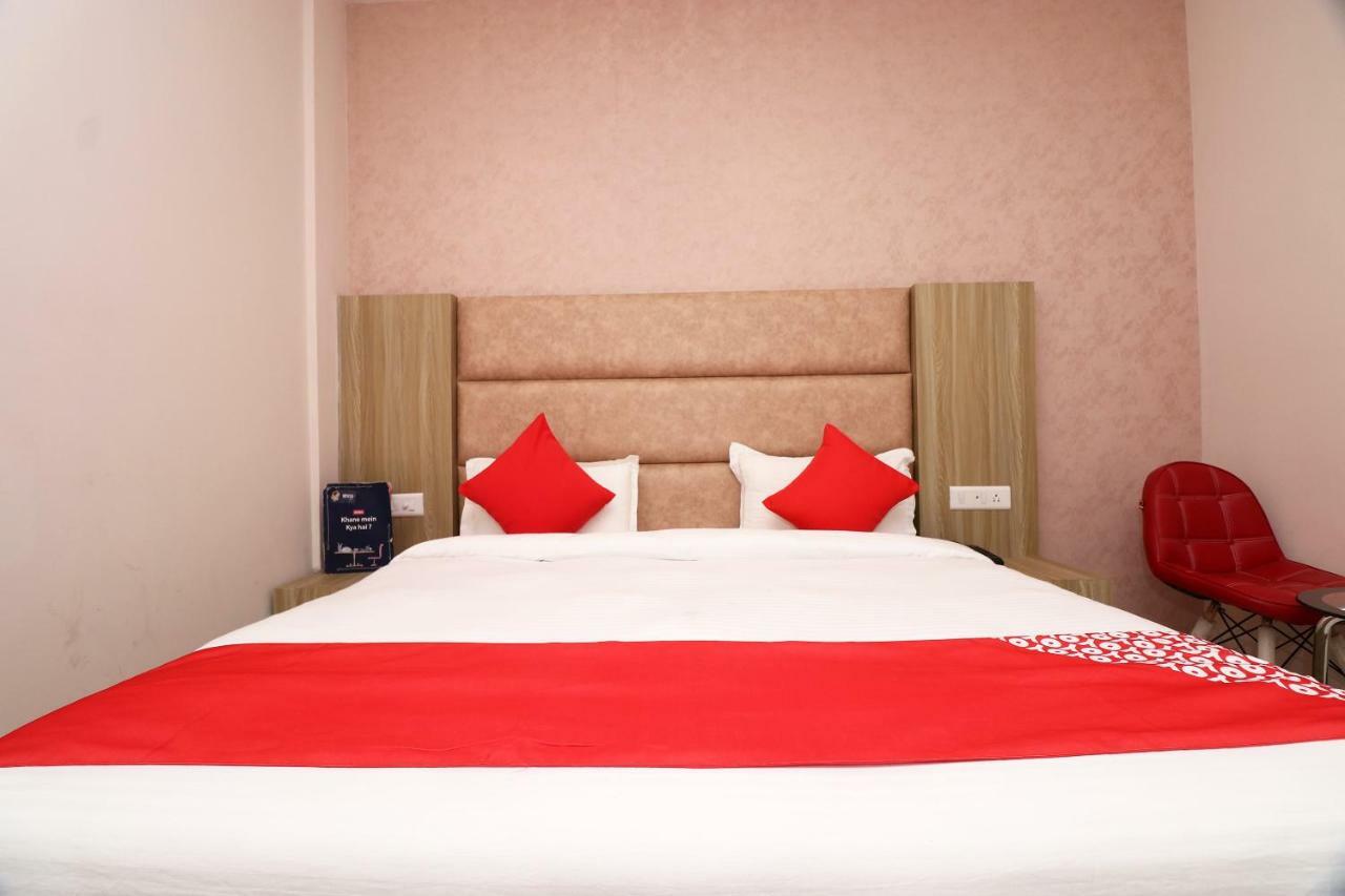 Oyo 26833 Cabana Meerut Ngoại thất bức ảnh